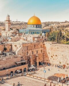 824261b4e39e371925d90f1c27043f50